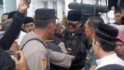 pria di rancah ciamis aksi jalan kaki ke makkah 1748571231222 169