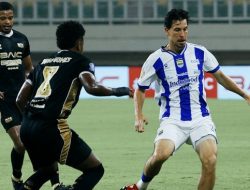 Comeback Dramatis, Persib Imbang Kontra Dewa United