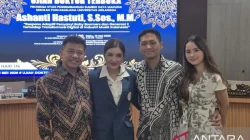 Ashanti Raih Gelar Doktor Unair, Teliti Adaptasi Musisi di Era Digital
