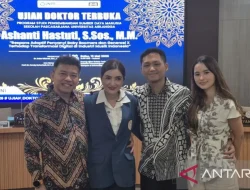 Ashanti Raih Gelar Doktor Unair, Teliti Adaptasi Musisi di Era Digital