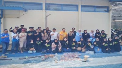 Perwakilan Kemendukbangga/BKKBN Jabar Salurkan Daging Kurban untuk 400 Keluarga Risiko Stunting di Kota Bandung dan Cimahi