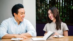 Orang Indonesia Punya Karakteristik Unik Saat Berbicara Bahasa Inggris