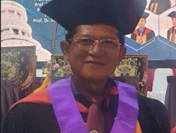 Guru Besar UPI Prof. Andoyo Sastromiharjo: Paradoks Pendidikan Bahasa di Era Digital Makin Terasa