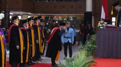 UPI Kukuhkan 14 Guru Besar Baru, Eka Cahya Prima Profesor Paling Muda
