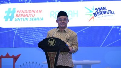 Mendikdasmen Abdul Mu'ti Lepas 3.600 Lulusan SMK dan LKP ke Dunia Kerja Internasional 2 WhatsApp Image 2026 05 20 at 22.51.02 1
