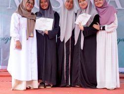 Alhamdulillah, SMAN 2 Lembang Berangkatkan Umrah 3 Siswa dan 1 Guru Melalui Program Mustika