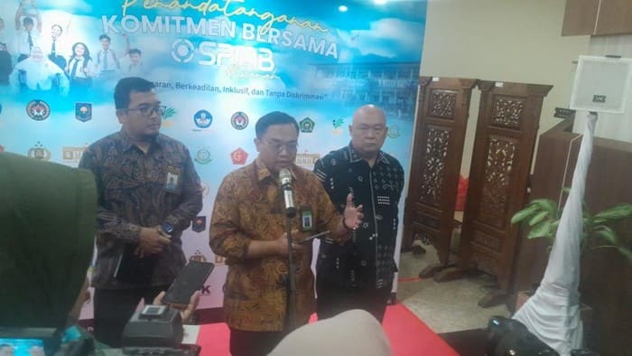 direktur jenderal paud pendidikan dasar dan pendidikan nonformal dan informal kemendikdasmen gogot suharwoto di sela acara pen 1779345651697 169 1