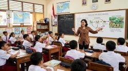 Kabar Baik, Guru Non-ASN Bakal Terima Tunjangan Profesi Rp2 Juta per Bulan