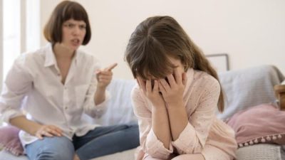 10 Kebiasaan Orang Tua Pemicu Luka Batin Anak, Berdampak hingga Dewasa