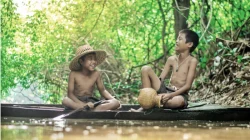 Menumbuhkan Kesehatan Mental Anak lewat Ikatan Emosional dengan Alam