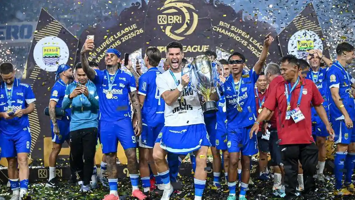 Momen selebrasi pemain Persib juara Super League 202