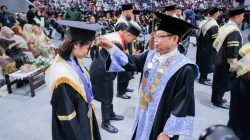 Unpas Wisuda 1.072 Lulusan, Rektor: Dunia Kerja tidak Hanya Menuntut Penguasaan Teori