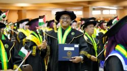 Perjuangan Agung Sulistyo, dari Bekerja sebagai Satpam hingga Meraih Gelar Doktor
