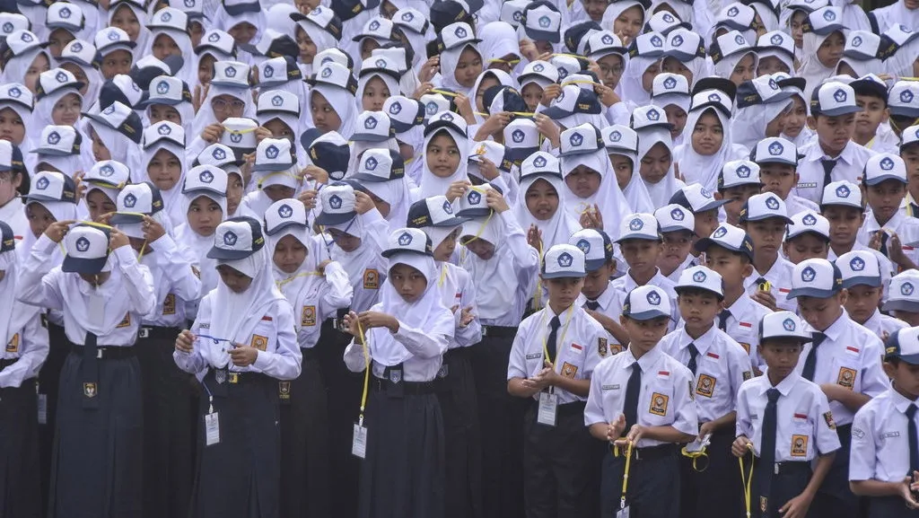 antarafoto hari pertama masuk sekolah di ciamis 150724 adb 3 ratio 16x9 1