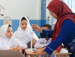 Pemerintah Siapkan BPJS Ketenagakerjaan bagi Guru Madrasah-Pesantren